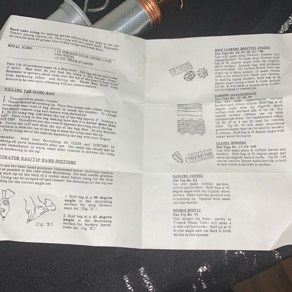 Vintage Cookie Cutter Decoration Icing Kit Pieces Metal - Picture 8 of 9